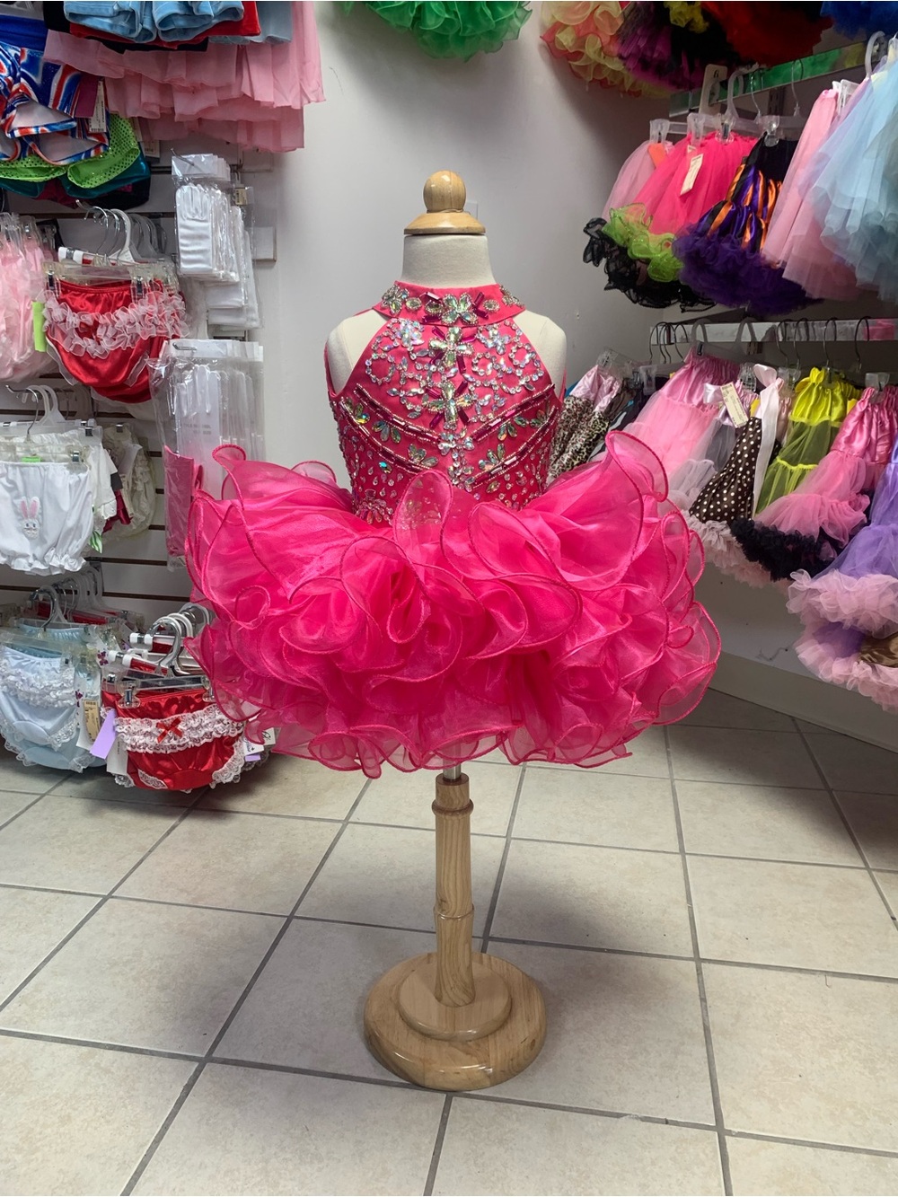 Childs Size 3 Fuchsia Pink Beaded Corset Lace Up Back Cupcake Pageant Dress NWT